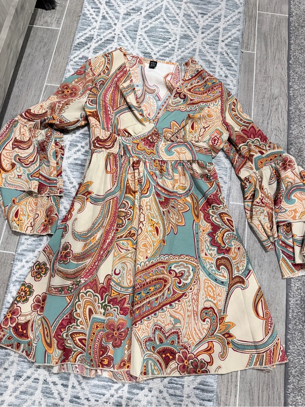 SHEIN Paisley V-Neck Long Sleeve Dress in Teal and Cream with Rust Accents